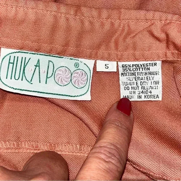 Hukapoo Vintage 70’s ruffle front, gathered puff shoulder, button front blouse - Picture 2 of 8